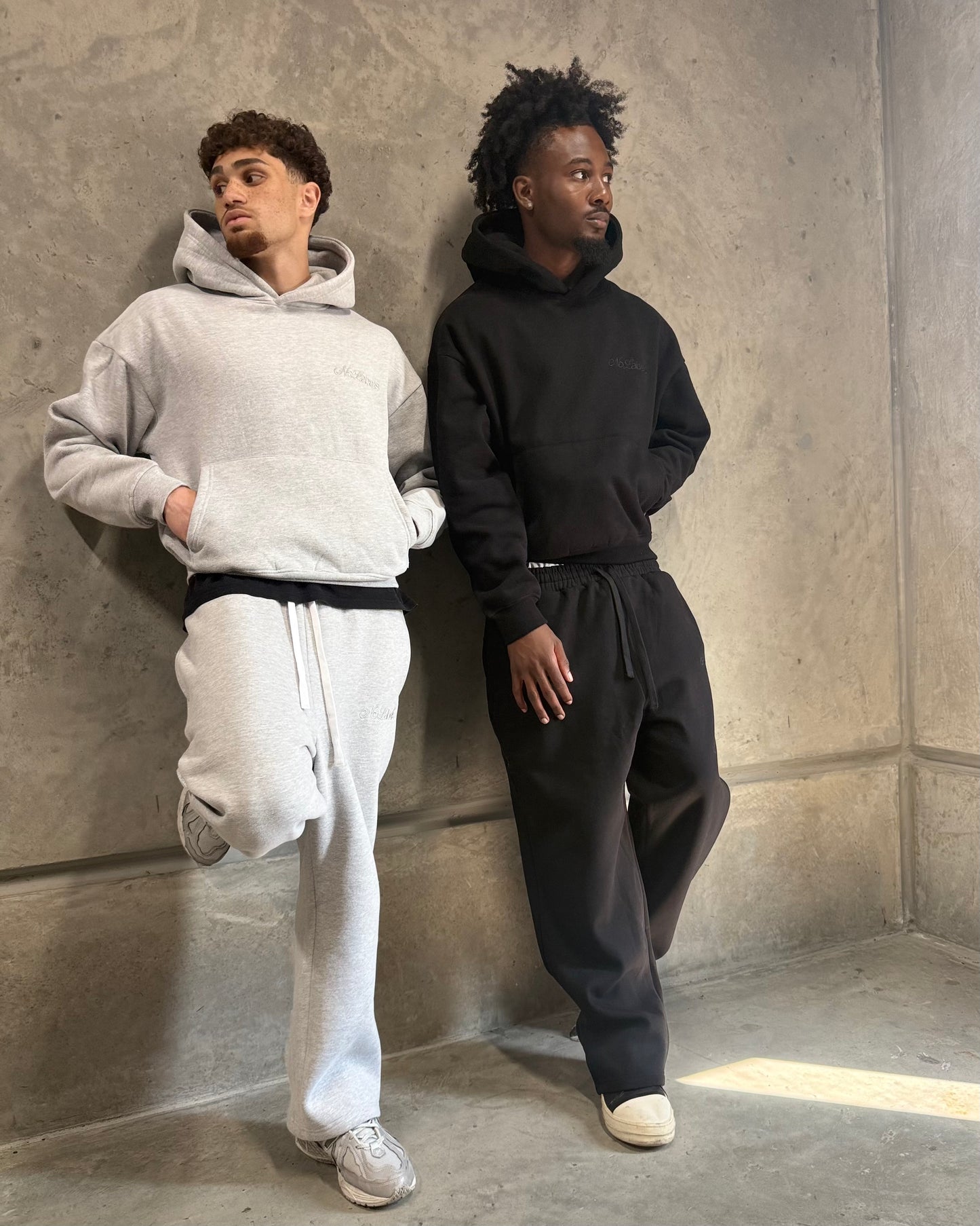 NO LABELS TRACKSUIT